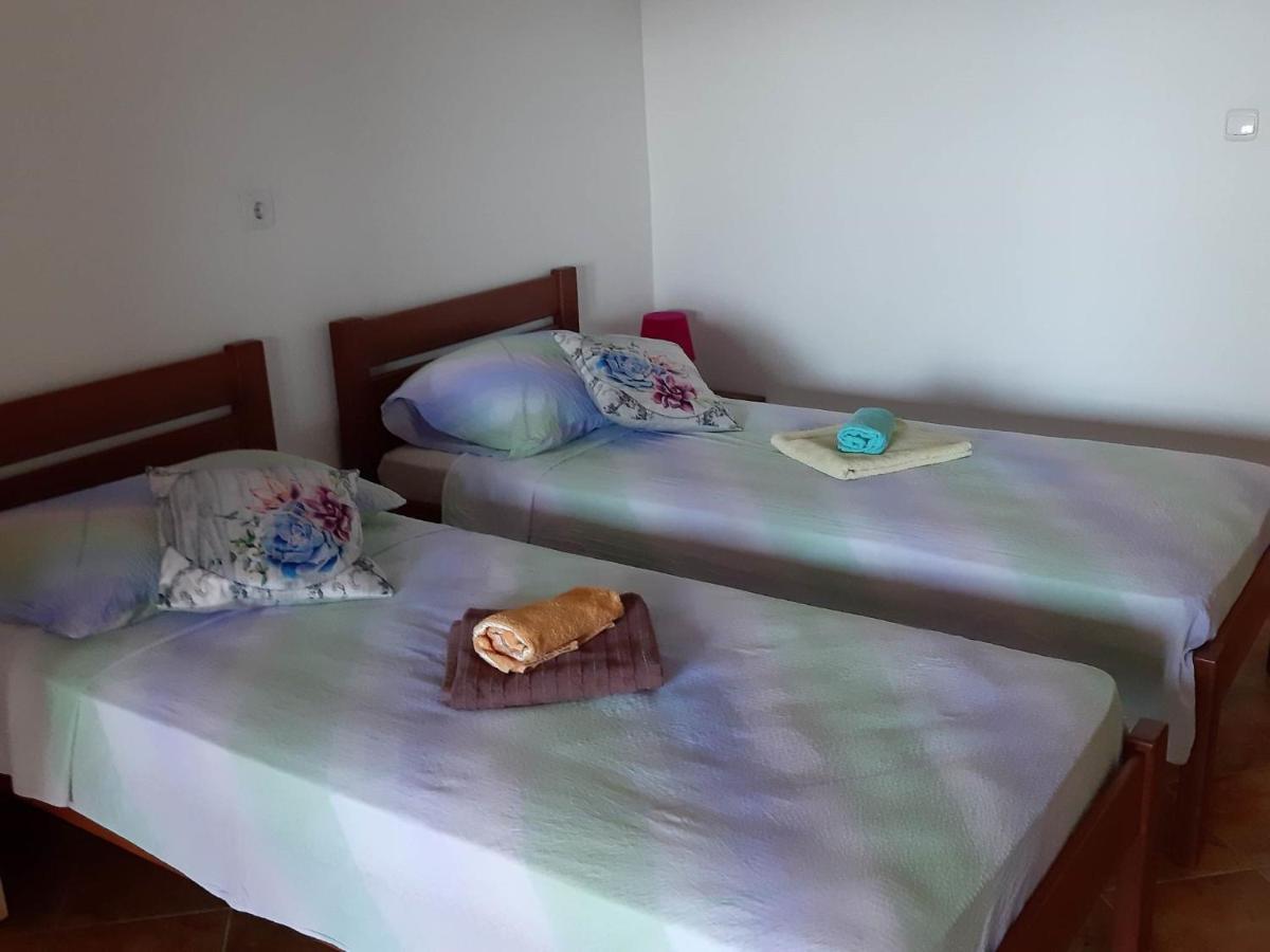 Apartments Franka ซาปลูนารา ภายนอก รูปภาพ