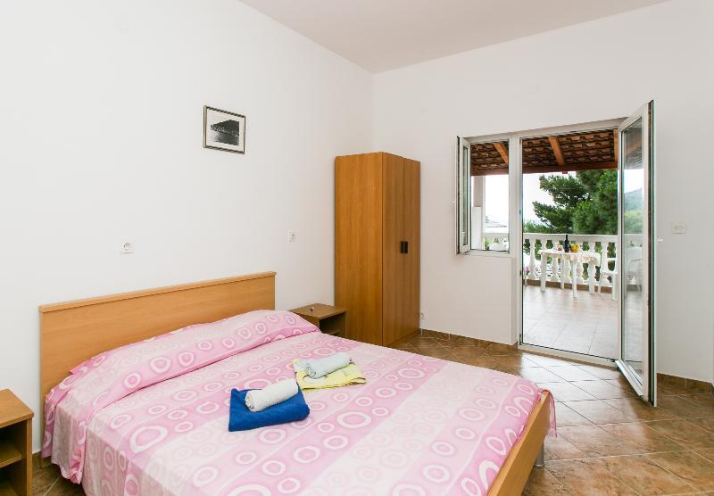 Apartments Franka ซาปลูนารา ภายนอก รูปภาพ